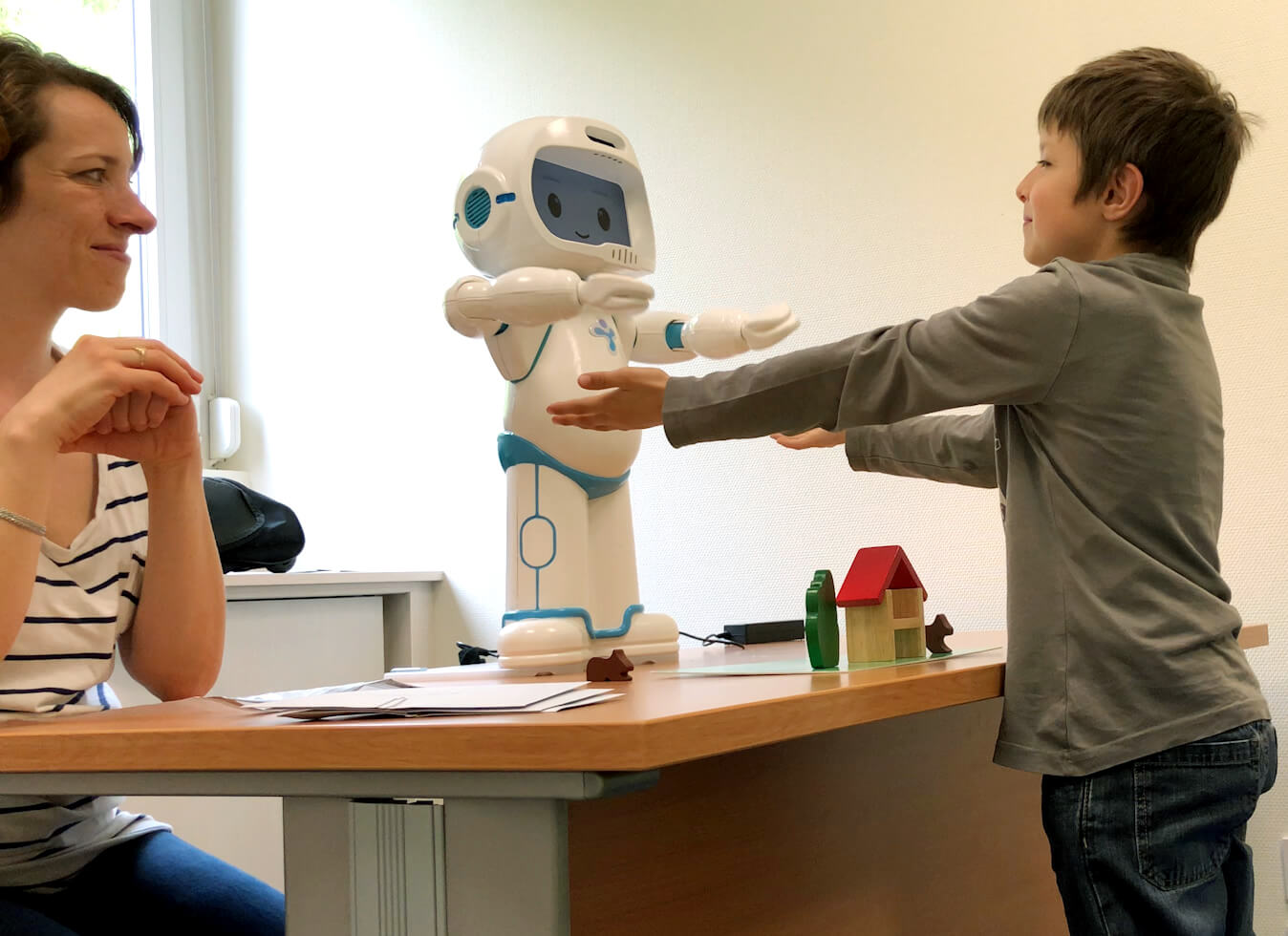 Special-needs-education-robot-for-schools