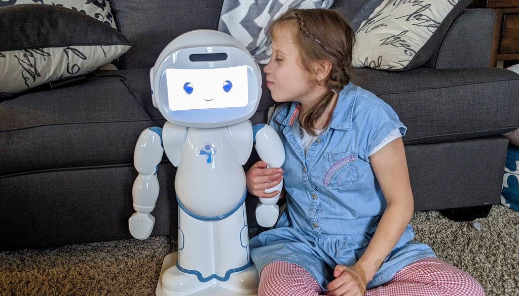 QTrobot helped when no one else could now he's her best friend