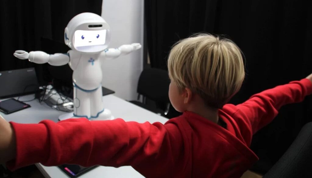 Training of Socio-Emotional And Practical Life Skills of Children with Autism-Spectrum-Disorder Utilizing Social Robots-QTrobot